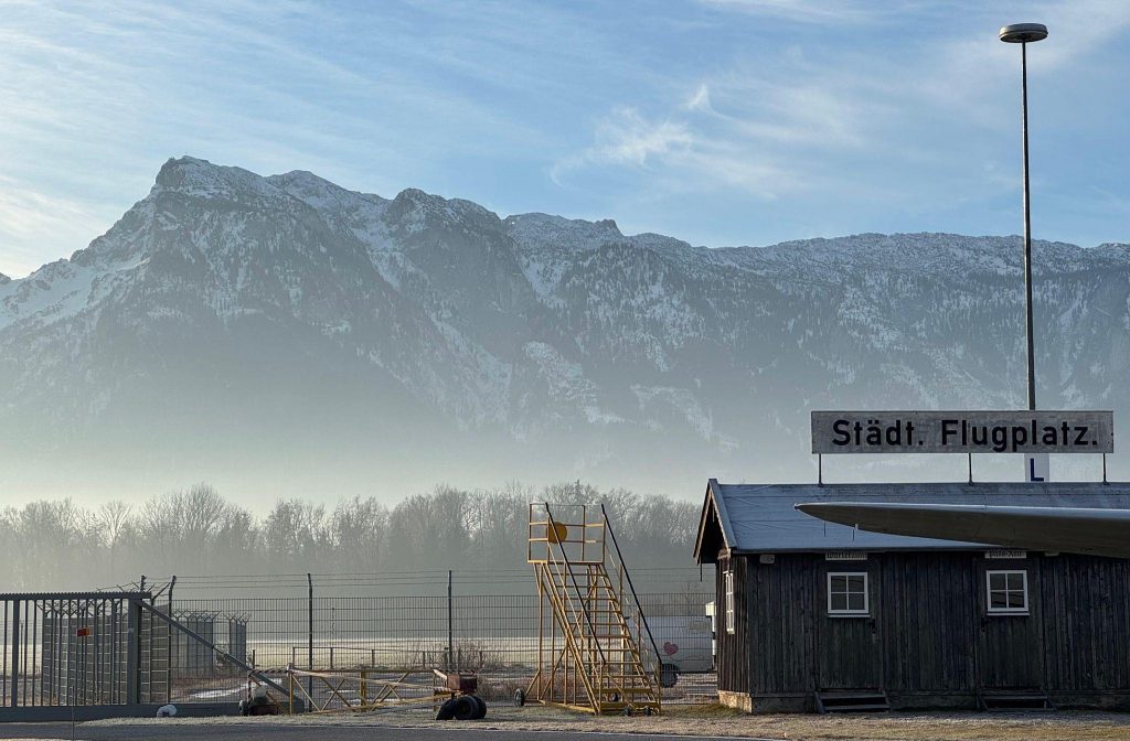 Private airport transfer from Salzburg Airport to Schladming ski resort